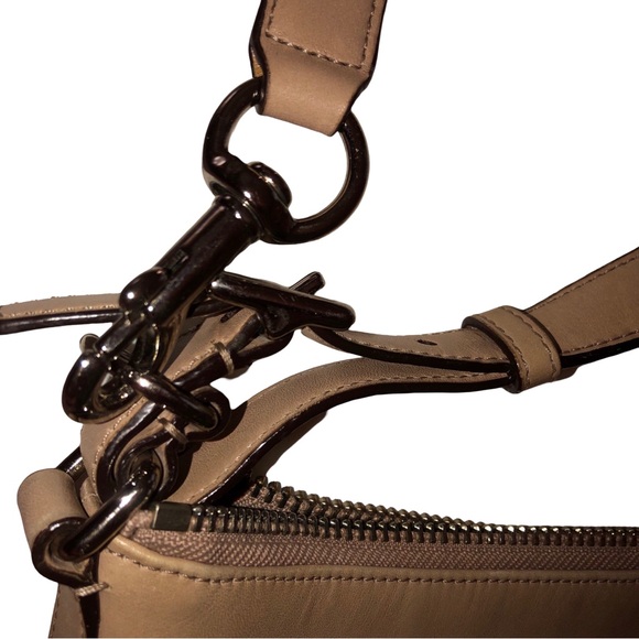 Coach Courtenay Legacy Leather  Duffle Shoulder Bag Hobo Crossbody  22381 (76) - Picture 14 of 14